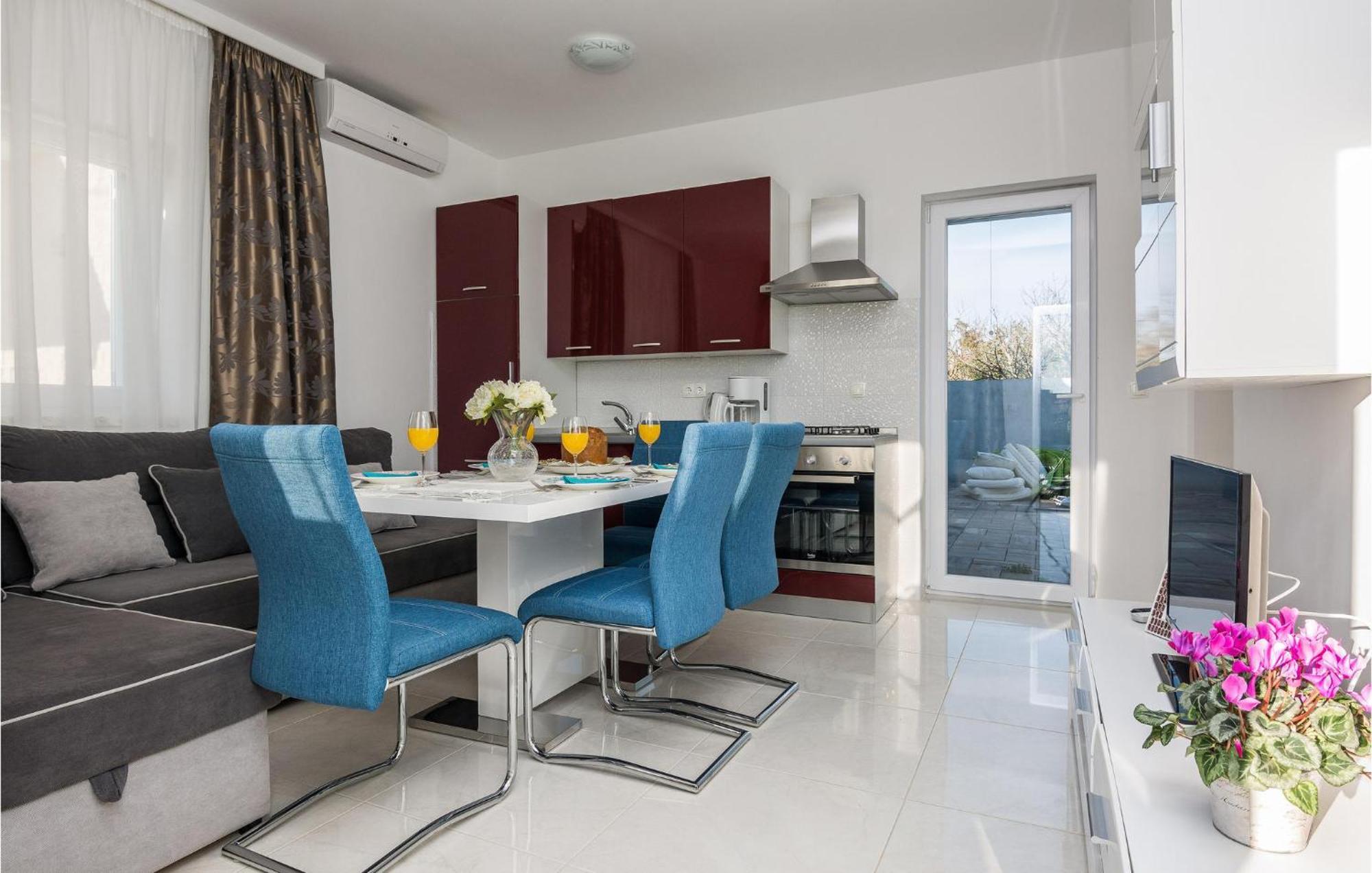 Beautiful Home In Privlaka With Wifi Zewnętrze zdjęcie