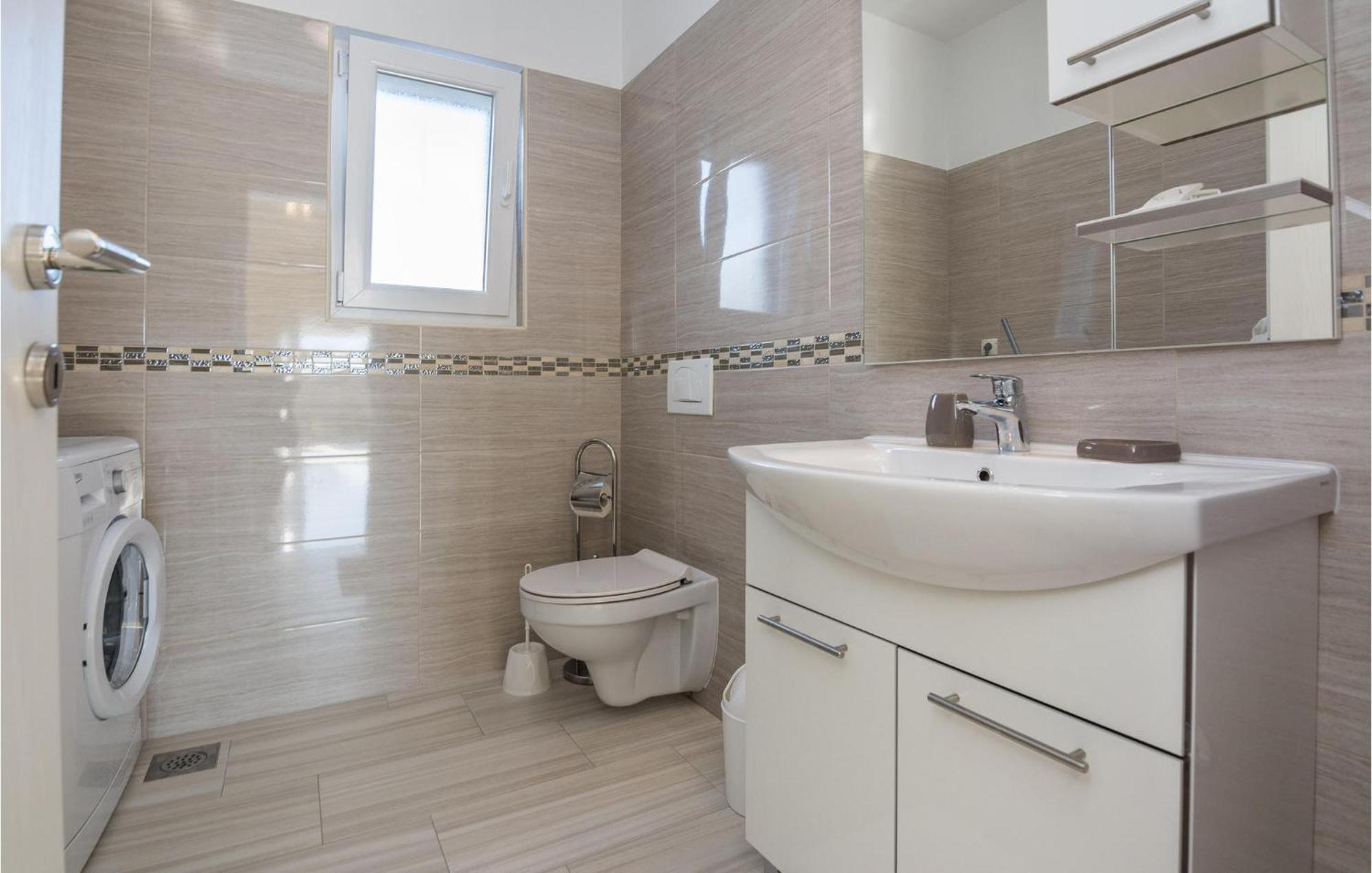 Beautiful Home In Privlaka With Wifi Zewnętrze zdjęcie